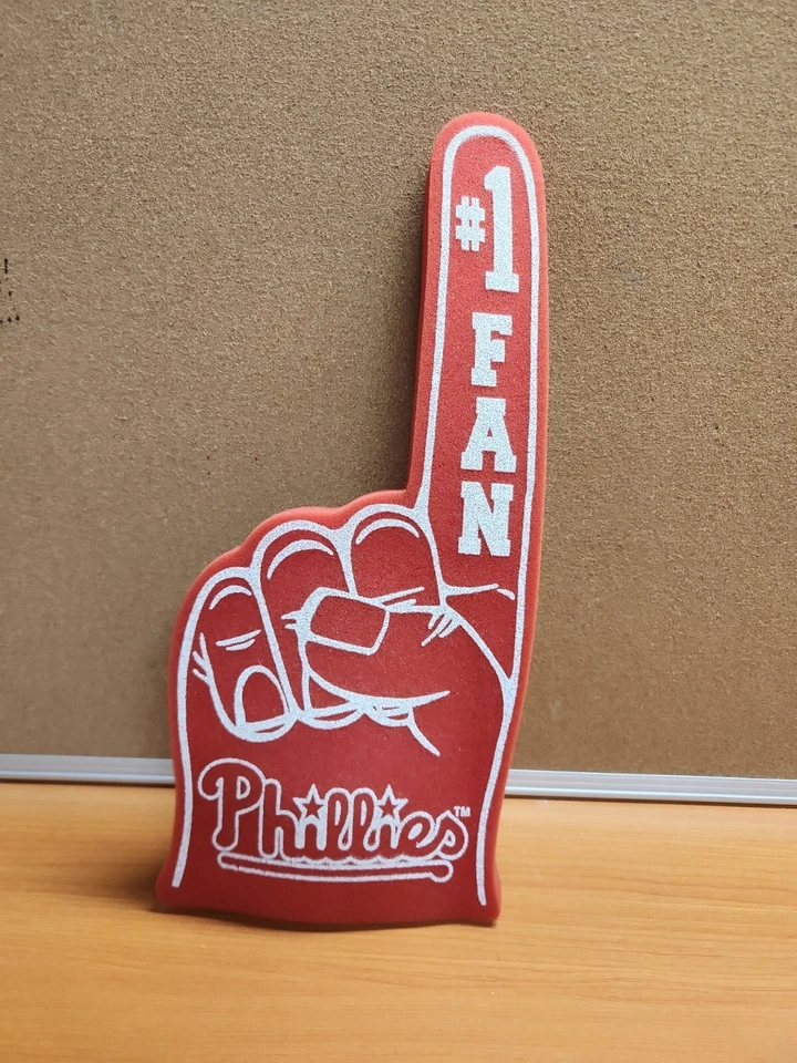 Philadelphia PHILLIES - ¿Edad de dedo de espuma roja desconocida? RICO INDUSTRIES  Foto 2 de 4