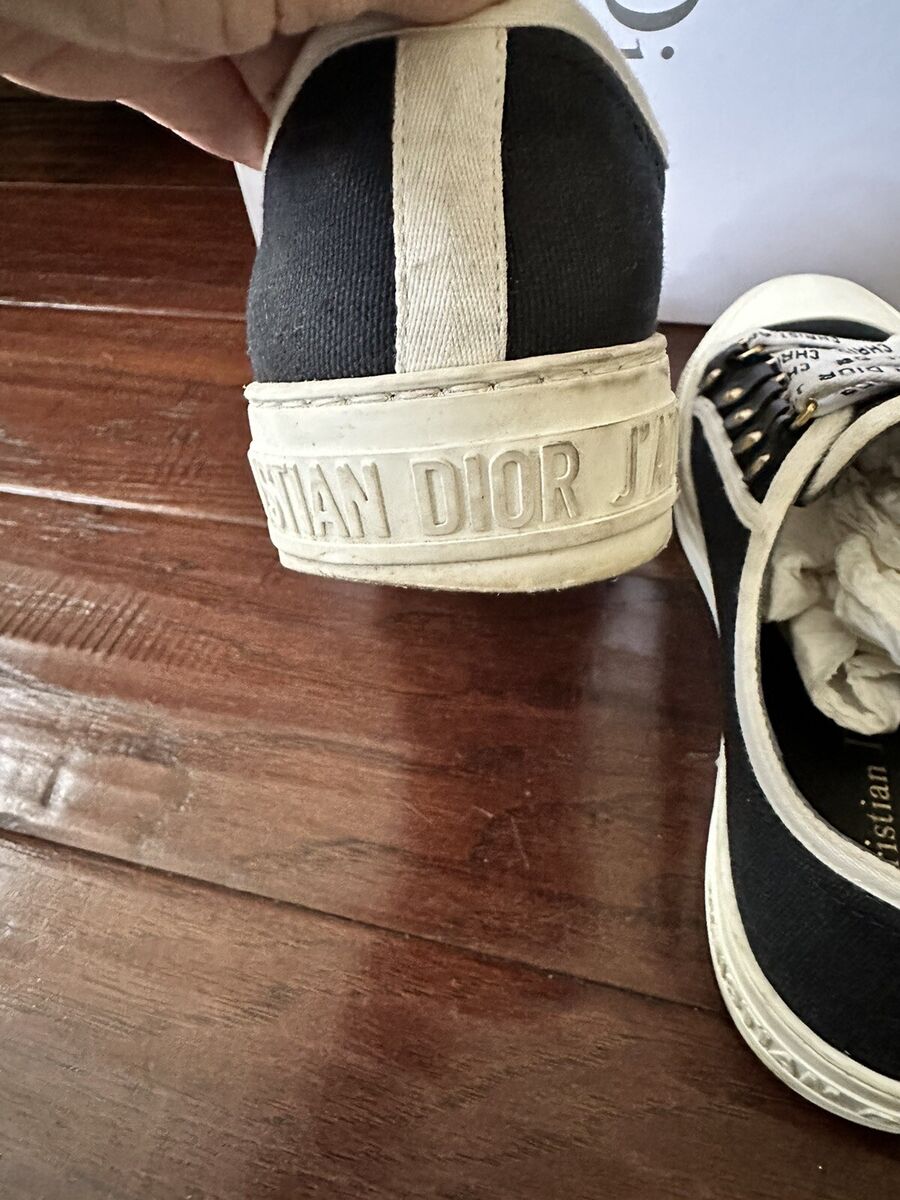 AUTHENTIC CHRISTIAN DIOR Walk N Dior Low Top Sneaker in AUTHENTIC CHRISTIAN DIOR Walk N Dior Low Top Sneaker in