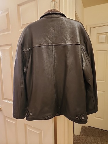 WEATHERPROOF GARMENT COMPANY Leather Coat Mid-Length, Size Medium. - Picture 19 of 23