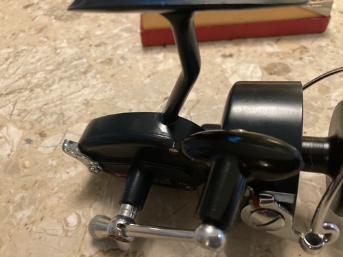 Vintage Garcia Mitchell 401 Spinning Reel Made In France Open Box Spool - Picture 5 of 22