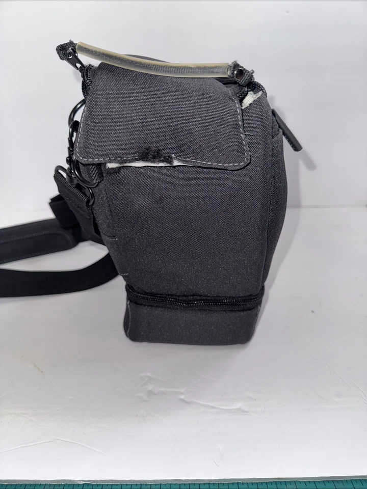 Estuche negro para cámara digital Promaster Impulse Point Shoot 5”x5”c9” Foto 4 de 4