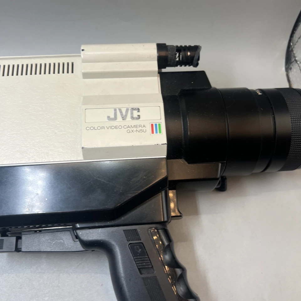 JVC GX-N5U  Color Video Camera with TV Zoom Lens Untested - Image 3 of 4