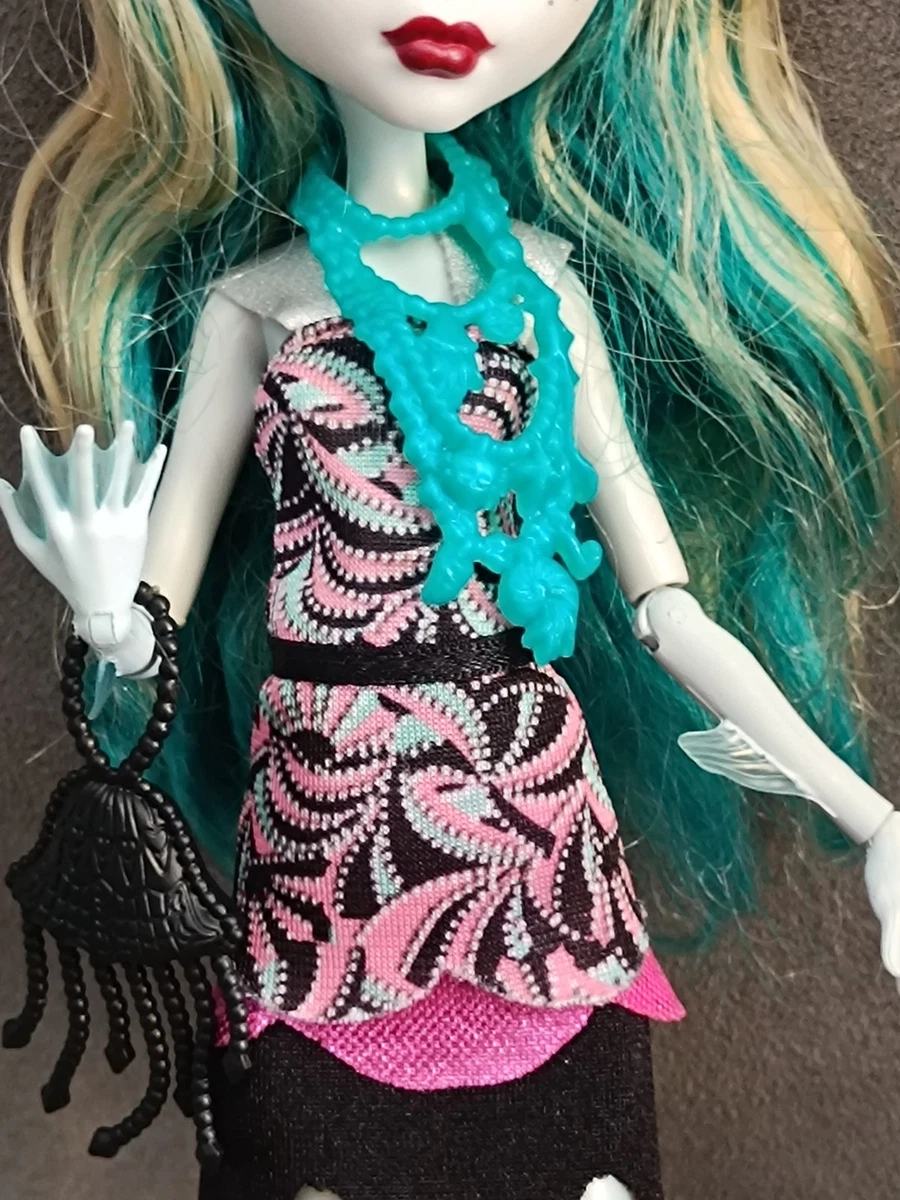 MONSTER HIGH G1 - Muñeca LAGOONA BLUE serie CINE "BLACK CARPET y peine estrella