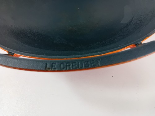 Volcanic Orange Le Creuset 36cm Cast Iron Wok with Glass Lid - Picture 4 of 7