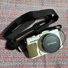 OLYMPUS STYLUS XZ-2 White Compact Digital Camera Tested Working Japan