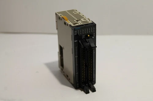 Omron CJ1W-MD563 Input Output unit