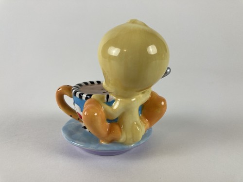 Vintage 1999 Warner Brothers Tweety's Tea Party Salt & Pepper Shakers - Picture 6 of 20