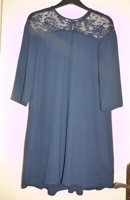 Tunique longue manches trois quart avec dentelle bleu marine Zara taille M - TBE - Photo 1/4