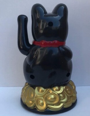 Feng Shui BECKONING CAT Wealth Lucky Waving Kitty Maneki