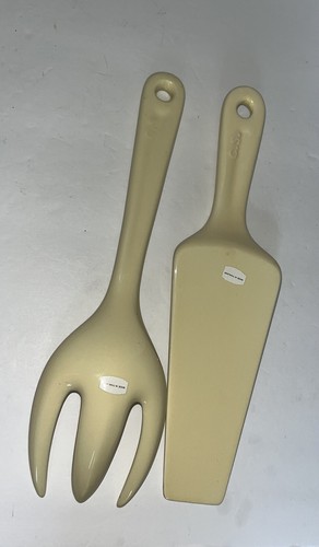 New Fiesta China Specialties Ivory Fork Cake Pie Server - Picture 3 of 3