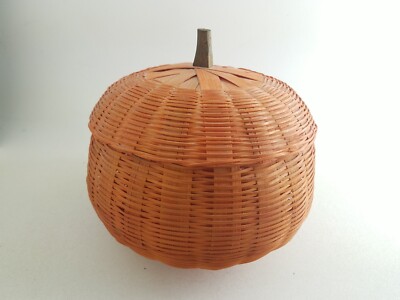 Pumpkin Shaped Basket Wood Stem 7 Inch Diameter