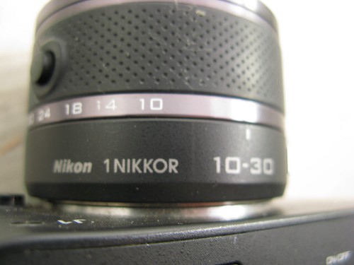 Sistema fotocamera digitale Nikon 1 J1 HD con obiettivo 10-30 e 30-110 mm usato a malapena - Foto 10 di 23
