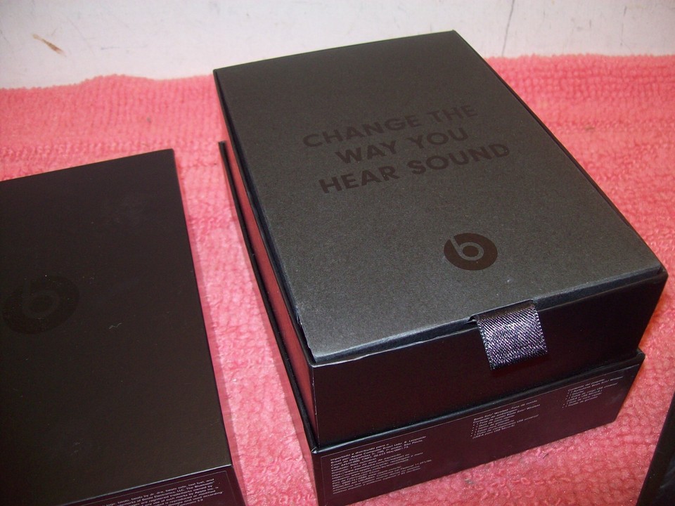 Beats by Dr. Dre Beats Solo3 Wireless OnEar Headphones Black, AS IS