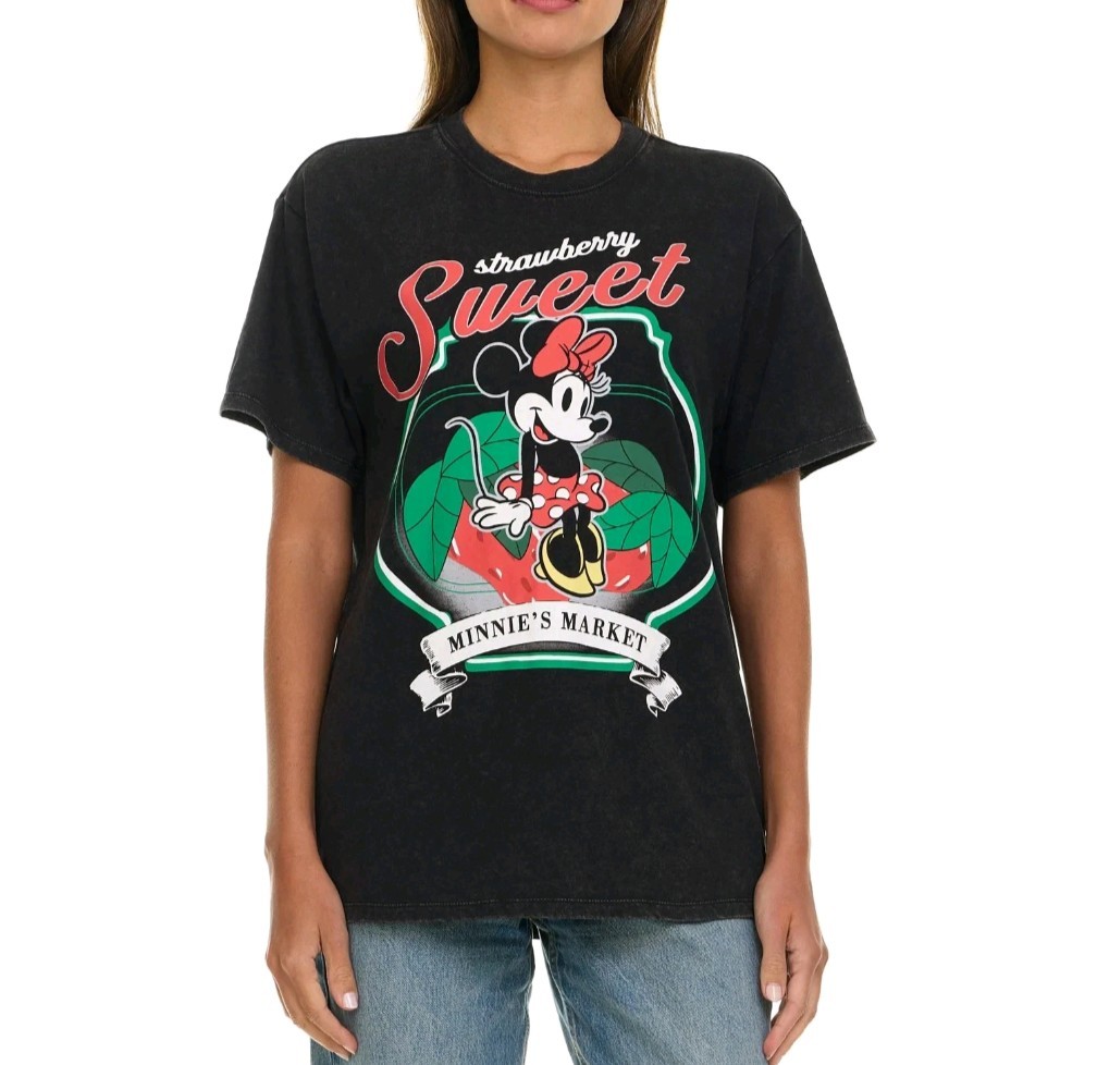 s-minnie ページ Retro Minnie Mouse Womens t-shirt Strawberry Sweet Market Choose