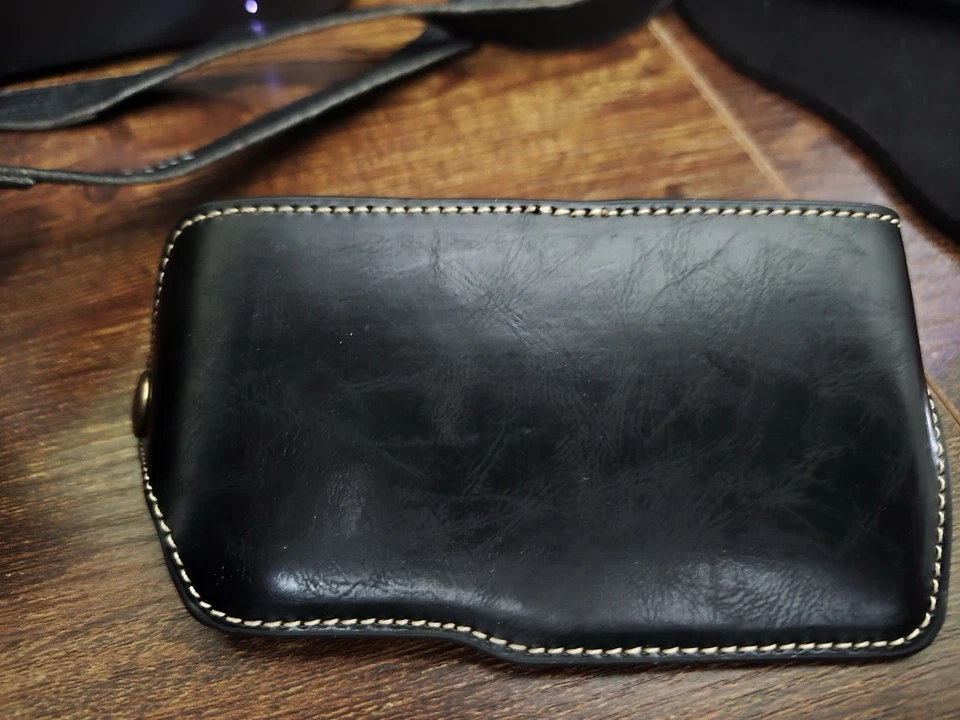 Fujifilm X-M1, photo 1 of 5