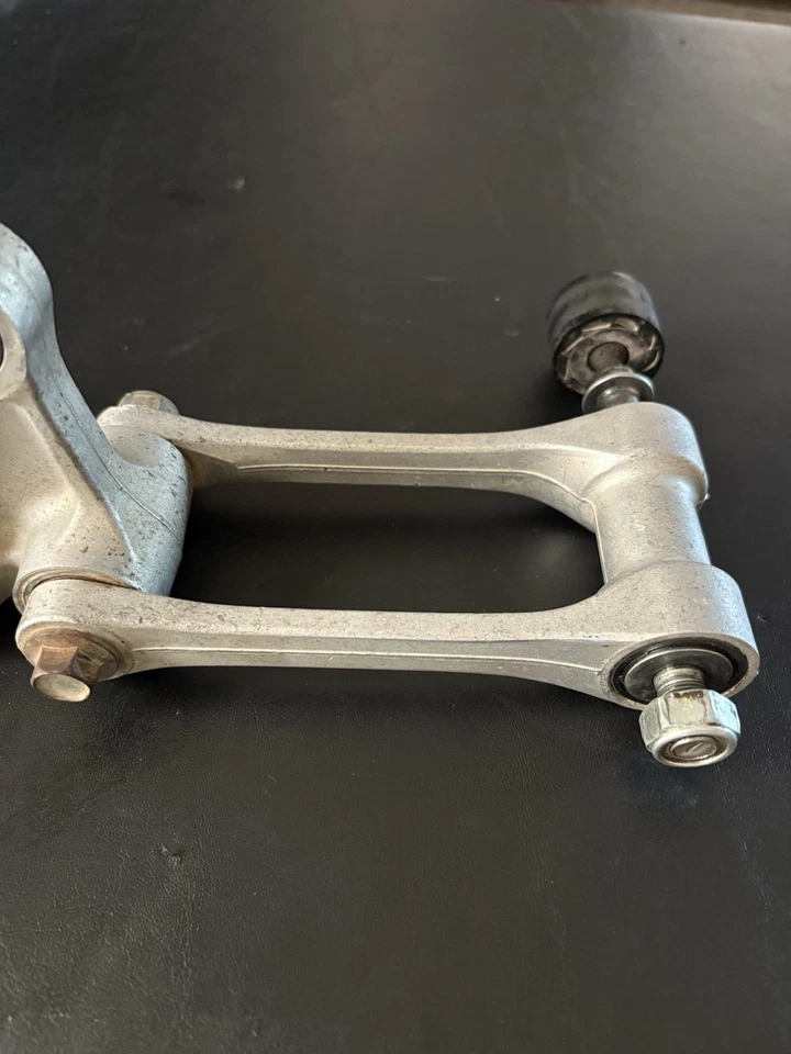 Honda Crf250r 2012 OEM amortiguador trasero acoplamiento pivote nudillo hueso perro cadena rodillo Foto 3 de 4