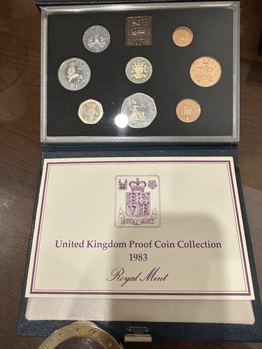 1983 United Kingdom Proof 8 Coin Collection Royal Mint Presentation Case COA B57 - 第 1/7 張圖片