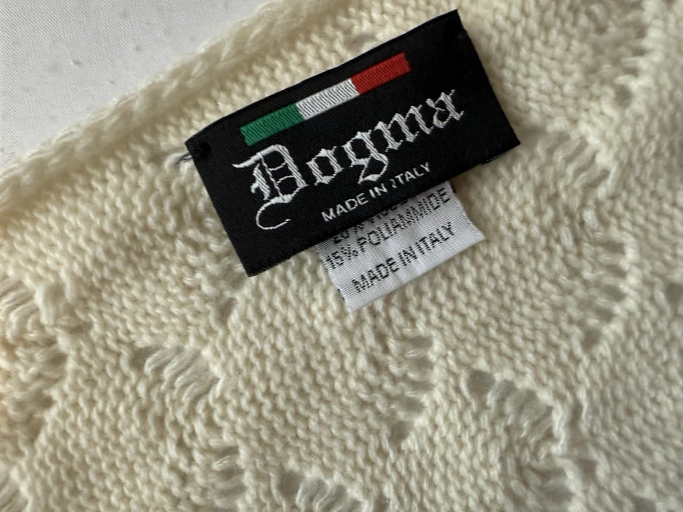 Envoltura para mujer de Dogma From Italy cachemir marfil 80 X 31 tan suave cálido ganchillo Foto 4 de 4