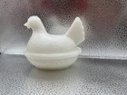 VTG White Milk 5" (hen on nest) coverd dish candy/trinket container