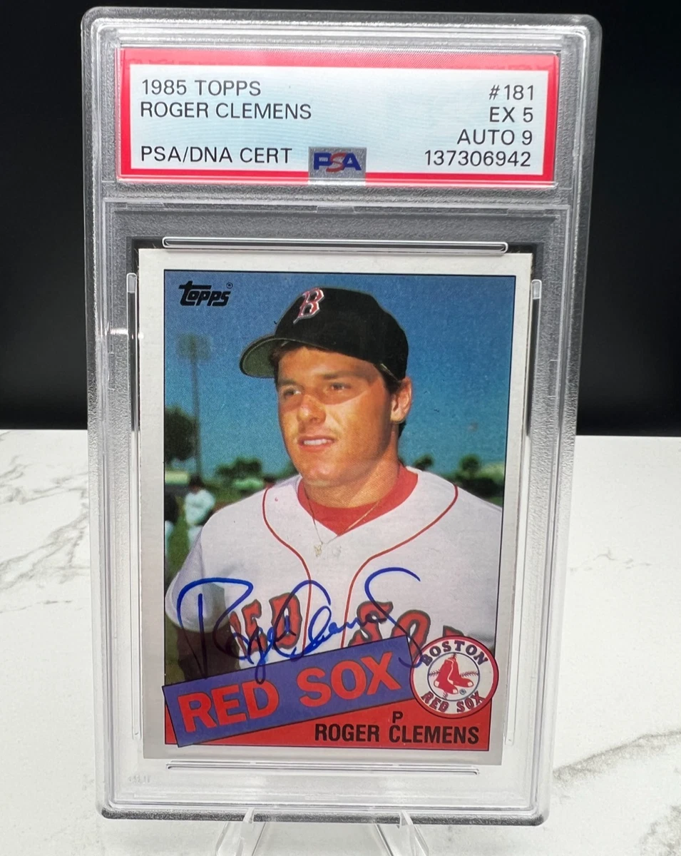 Topps Roger Clemens Baseball Autographed Sports Trading Cards