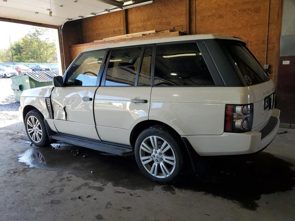 Used Washer Fluid Reservoir fits: 2010 Land rover Range rover  Grade A Foto 2 de 4