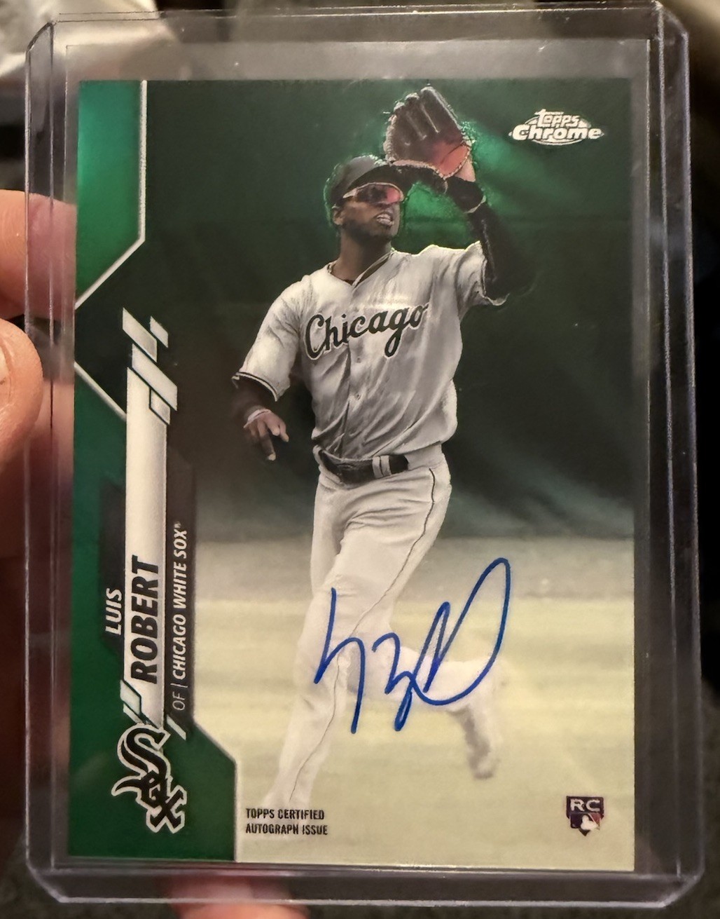 2020 Topps Chrome Luis Robert Green Refractor Auto #/99 #RA-LR Rookie RC Mets