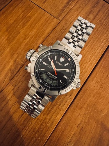 SEIKO H801-6040 Digiana Multifunction Field Master 357817 - Picture 2 of 16