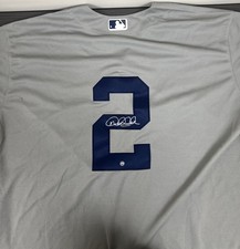 Derek Jeter Rookie Cards Checklist and Memorabilia Buying Guide 39