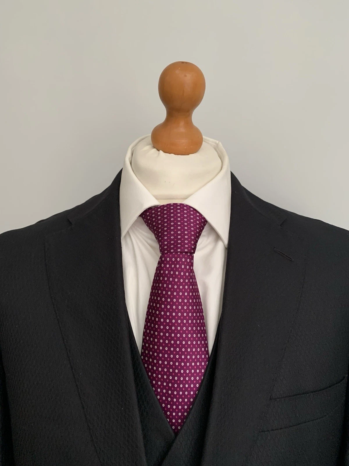 Versace — Mens ELEGANT VERSACE COLLECTION 3 PIECE WOOL SUIT In PATTERNED BLACK 44R *EX-CON