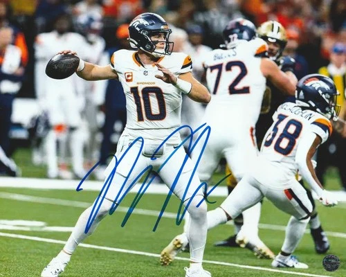 Bo Nix Signed Autographed Denver Broncos 8x10 Photo with COA/Hologram