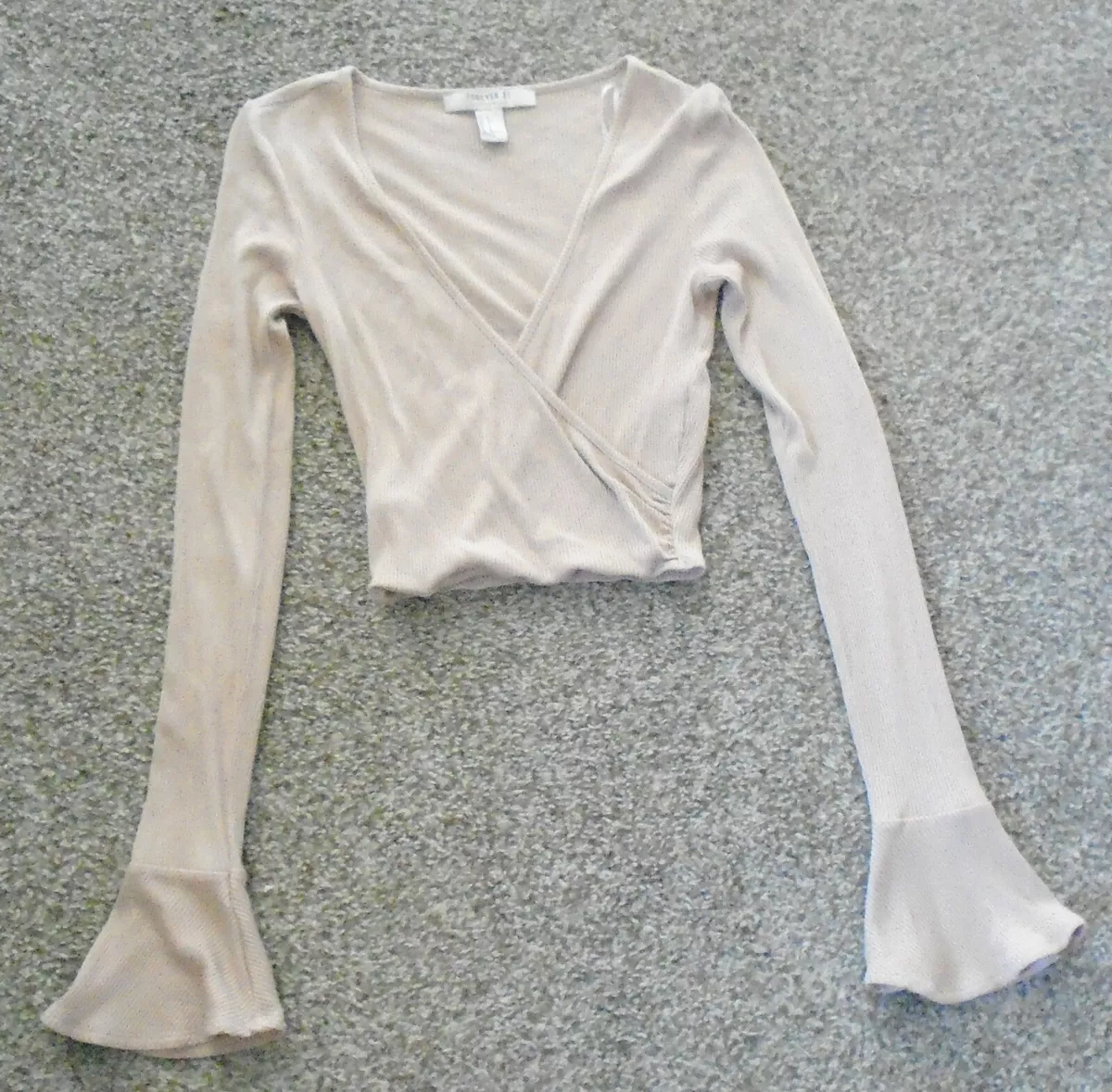 Low cut shirts forever 21 hotsell