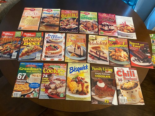 Lot Of 18 Cookbooks Betty Crocker Taste Of Home Better Homes Land O Lakes + More