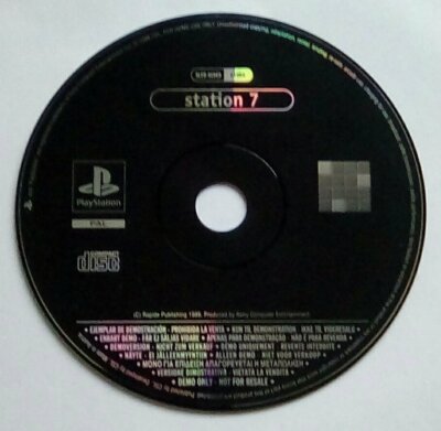 Demo Essential Playstation VII SCED-01110 – PlayStation 1 – Disque Démo – Très Bon état