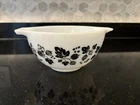 Vintage Pyrex Small Black And White Gooseberry Cinderella Bowl