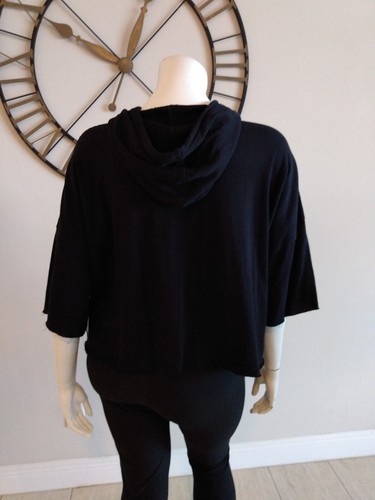 City Streets Black Graphic Print Cropped Hoodie Juniors Plus Size XXL - Picture 8 of 9