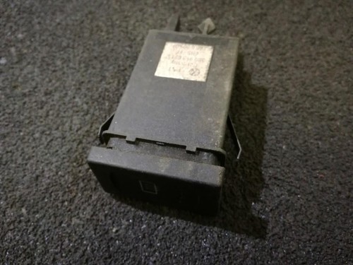 3b0959621e Schalter Heckscheibenheizung  Volkswagen Passat DE148944-39