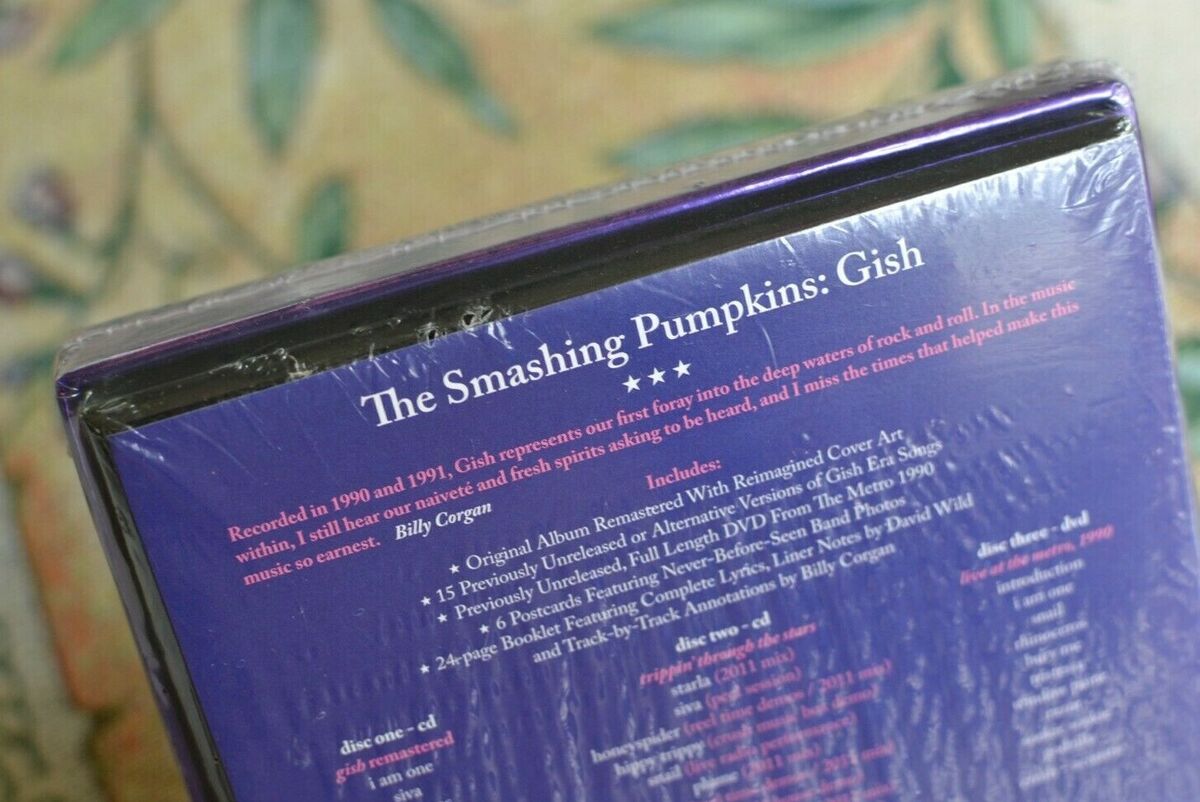 Gish Deluxe Edition Box Set, Reissued, 2CD+DVD Smashing Gish Deluxe Edition Box Set, Reissued, 2CD+DVD Smashing