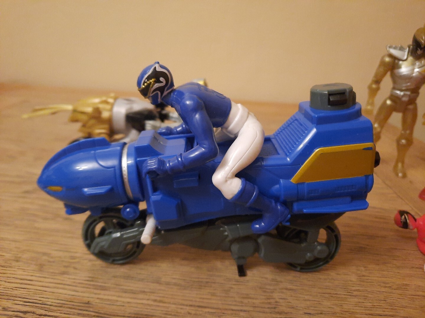 Picture 3 of 11