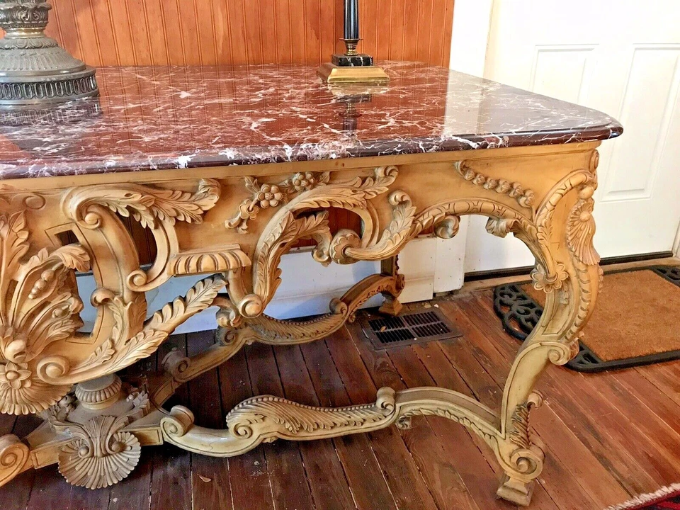 Antiguo comedor o entrada tallada en mármol travertino... Impresionante Foto 2 de 4