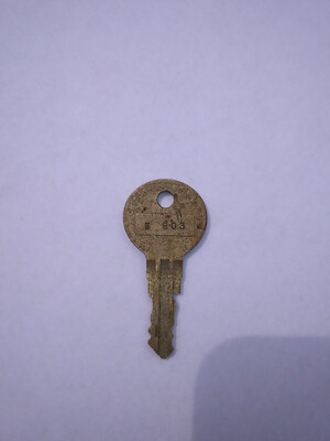 Seeburg wallbox ''S'' key S903