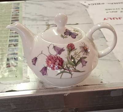 Roy Kirkham Fine Bone China Floral Tea Pot w/ Lid, Glossy 1-Cup England