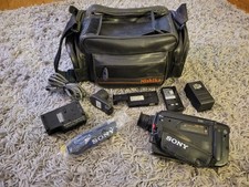 Sony Handycam CCD-TR70 8mmVideo8 Camera Recorder Bundle As-is