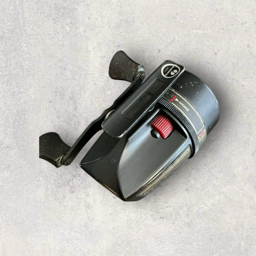Shimano "102 PLUS" Closed Face Spincast Reel-Adjustable & "Fightin' Drag"-Japan - Picture 6 of 6