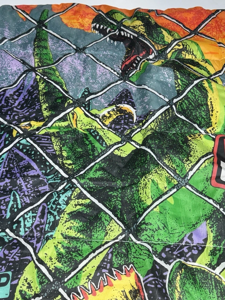 "Saco de dormir Jurassic Park Dilophosaurus Velociraptor 30"" X 57"" 1992 vintage" Foto 2 de 4