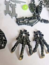 LEGO Bionicle 8900 Reidak Piraka With 1 Ammo Complete Instructions Vintage 2006