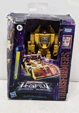 Hasbro Transformers Legacy Deluxe Decepticon  Dragstrip