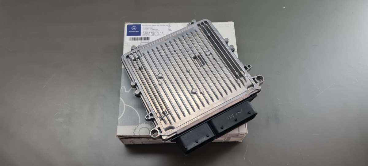 【急】ねま⋆✈　✾　DC20-1-15｜SH-2-2｜SH-24C-1 Orig Mercedes W211 E-Class Engine Control Unit ECU 6ZYL