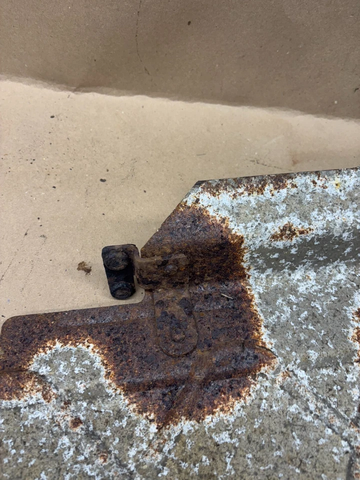 Ford F150 F250 F350 1980-1997 tanque de sillín convertidor gato placa de protección térmica 86 87 Foto 3 de 4