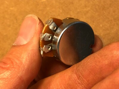 ALPHA MINI POT 500K - AUDIO TAPER - GUITAR, AMP, EQUIP, ETC.- FAST SHIP - Foto 2