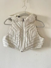 Peak Performance women's Cropped vest Size Small